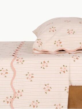 Gathre Queen Scalloped Floral Sheet Set 100% Cotton